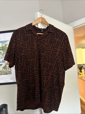 Express Brown Polo with Black Maze Pattern